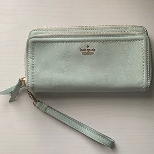 Kate Spade mint wristlet zipper wallet